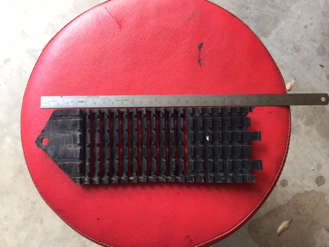 Ft fender grillwork.JPG