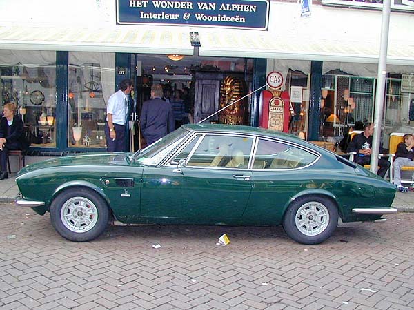 1972_Fiat_Dino_coupe_side.jpeg