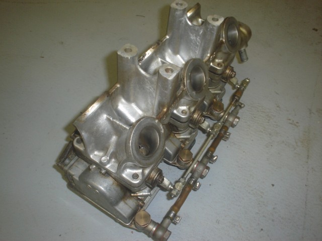 Dino Weber Carb s & parts 001.JPG